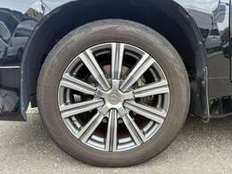 当店の在庫をご覧いただきありがとうございます！軽自動車～1BOXカー、トラックまで中古車を取り扱っております！豊富な在庫の中からお客様にピッタリの1台をお選びください！