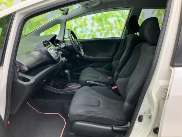 WECARSではほぼ毎日新しい在庫車両を入荷しております！お客様のこだわりを叶える1台がきっとWECARSにあるはずです！