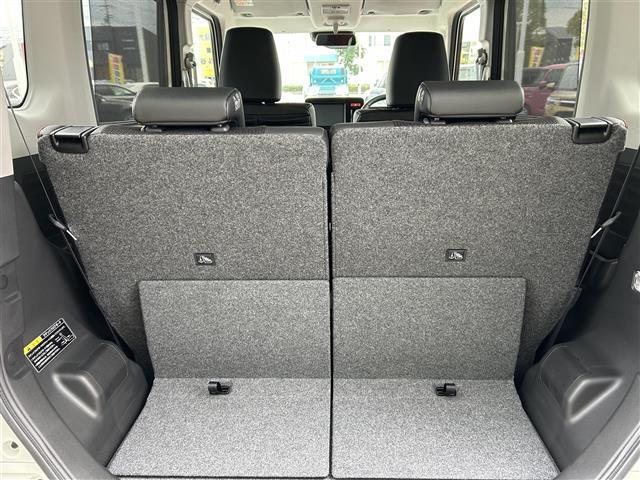 気になる車はすぐにお問い合わせください！右のカーセンサー専用無料ダイヤルから、専門スタッフがお車のご質問にお答えいたします！