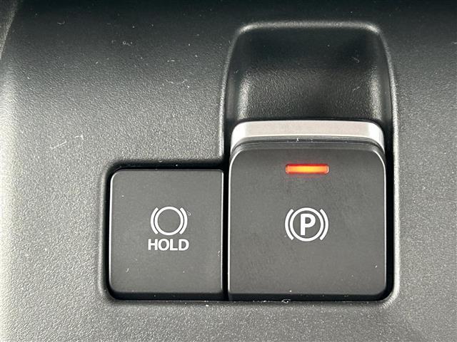 最大2,000項目にもおよぶ徹底的な検査を行い、車両の内外装・骨格部のダメージを詳細に把握しています。年間約20万台・累計300万台の買取実績で積み重ねたガリバーグループ店舗の検査精度をご提供しています！