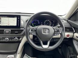 【ハンドル】安心の全車保証付き！（※部分保証、国産車は納車後3ヶ月、輸入車は納車後1ヶ月の保証期間となります）。その他長期保証(有償)もご用意しております！※長期保証を付帯できる車両には条件がございます。