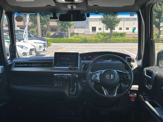 ご覧くださいこの広い室内空間！ゆとりがあります★