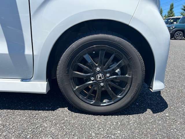 新品のタイヤもご準備しております☆