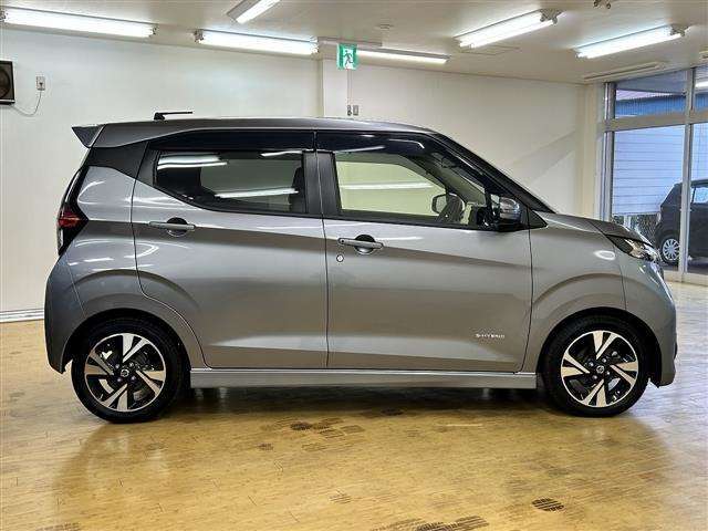 ■□■□■ アフターサービスも安心！！ 自社整備工場・自社鈑金工場・積載車を完備しておりますので、お客様のご購入後も手厚くサポートいたします！！ ■□■□■