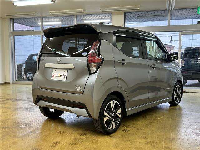 ■□■□■ 万が一のキズヘコミも迅速に対応いたします！！ 自社鈑金工場を持っているので、自社で修理いたします！！ 仲介料がかからないので安いんです！！  ■□■□■