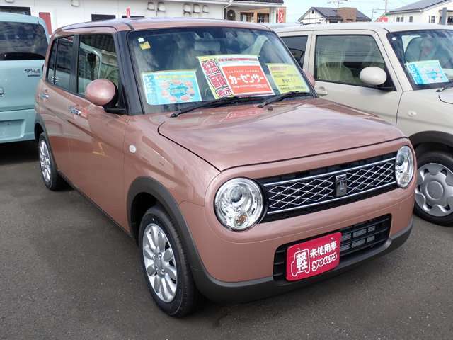 敷地も広々していますのでお目当てのお車や色んなお車をゆっくり御覧いただけますよ(^^♪