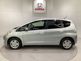 購入後も自社指定整備工場完備でお客様の愛車をしっかりサポート致します！御納車時には安全かつ安心してお乗り頂けるようホンダ専門知識を持つ整備スタッフが点検・整備・装備も説明をしてお渡ししております。
