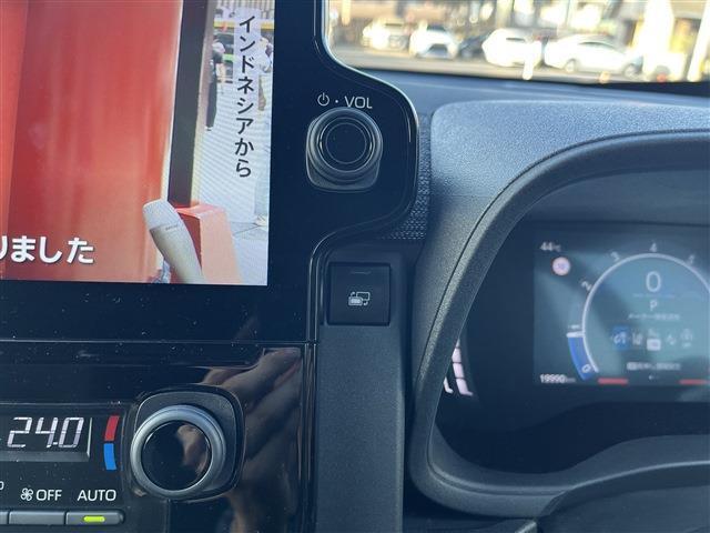走行中テレビ映ります★