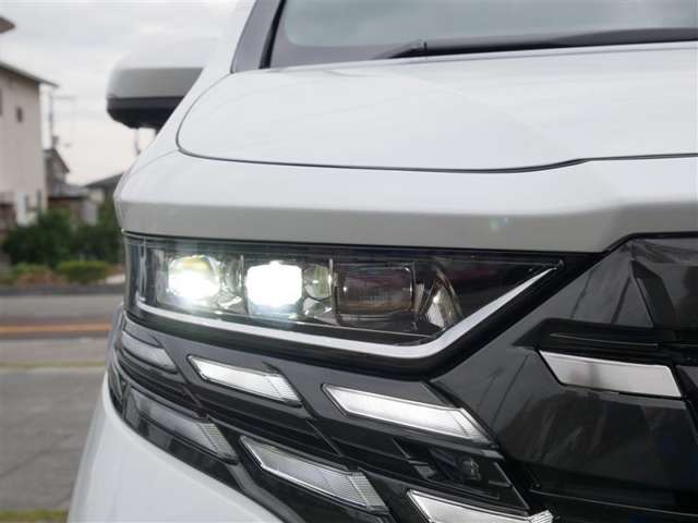 LEDヘッドライト(オートライト付き)