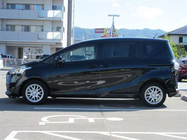 トヨタ認定検査員のチェックした車両検査証明書付き！お車の状態がこれ1枚でご確認いただけます！