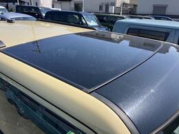 静岡ダイハツの中古車は、展示前に徹底した洗車や室内清掃を実施しております。