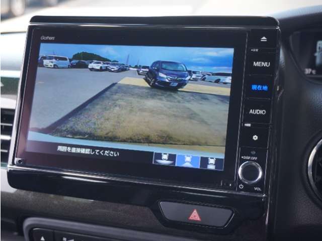 ◆バックカメラ◆リバースにするだけで映ります、後方の安全確認や、狭い駐車場での車庫入れ、雨の日や夜間など視界の悪い時に便利です！安全にバックする為には欠かせない装備です。