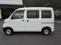 写真ではわかりづらい車輌状態もお電話頂ければご説明させて頂きます。