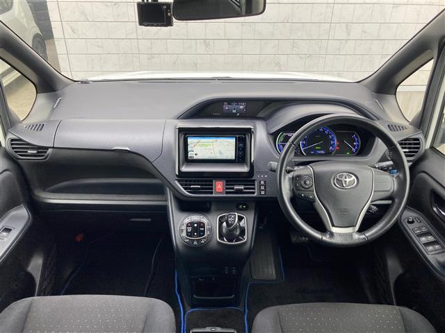 プライム市場上場！ガリバーグループは全国約460店舗※のネットワーク！※2022年5月現在