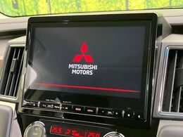 【純正10型ナビ】人気の純正ナビを装備。オーディオ機能も充実しており、Bluetooth接続すればお持ちのスマホやMP3プレイヤーの音楽を再生可能！毎日の運転がさらに楽しくなります！！