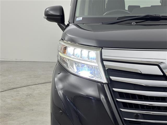 【ライト・ランプ】ワレもなく綺麗な状態なので、悪天候や夜間の走行も視界良好で安心してお乗りいただけます。ヘッドライト・ホイール・フロントガラスなど色々な部分コーティングをご用意しております！