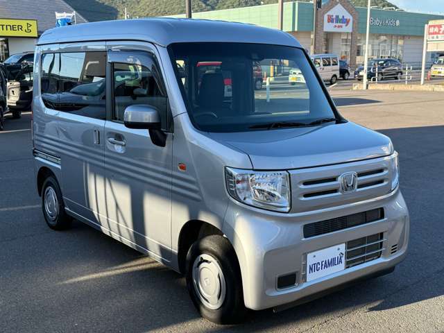 ご来店の際、案内が不要な方はご自由におクルマをご覧ください。