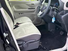「この車の写真をもっと見たい」「状態が気になる」「この装備はついている？」どんな小さな疑問でもお気軽にお問い合わせください！