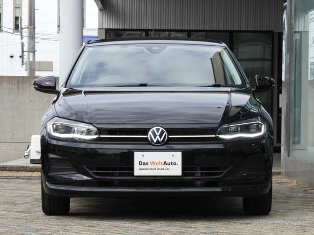 【主要装備】■LEDヘッドライト■前後パーキングセンサー■パークアシスト■ブラインドスポットアシスト■レーンキープアシスト■アダプティブクルーズコントロール■アップルカープレイ■アンドロイドオートほか