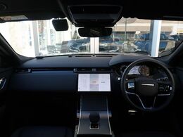 当店の在庫車はすべてジャガーランドローバーの厳しい規定をクリアした認定中古車です。高い品質で安心の中古車。それがジャガーランドローバーの認定中古車です。どうぞご期待ください。