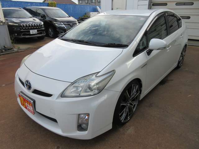 K＆Kモータースの在庫をご覧いただき、ありがとうございます！☆店頭に展示していない場合もございますので、お手数ですが、ご来店いただく際は事前に連絡をお願いいたします。お車を準備してお待ちしております＾＾