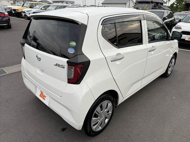 気になる車両などあれば、すぐにお問合せ下さい！右のカーセンサー専用ダイヤルからお電話いただくとスタッフがご質問にお答えいたします。
