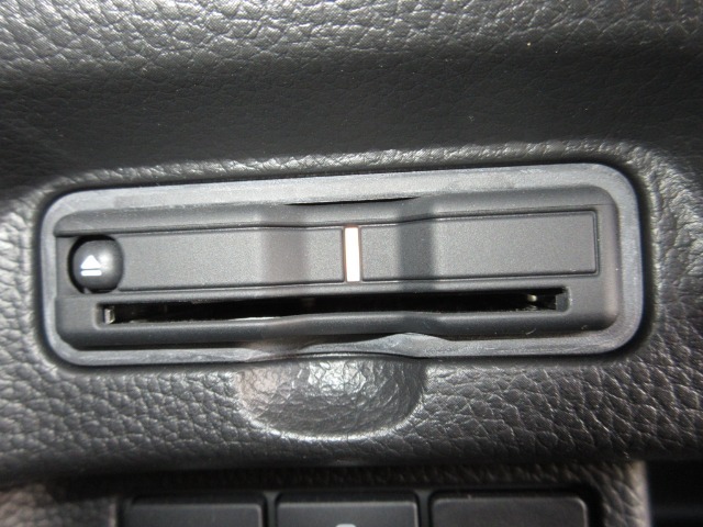 今や必需品のETCが付いています！ETCを使えば土日祝日割や深夜割などのメリットを受けることができます。（※注、ETCセットアップ費用は含まれておりません。別途必要となります。