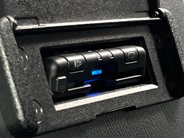 【ETC】高速道路の料金所をストレスなく通過！話題のスポットやサービスエリアに多い「スマートIC」利用時は必須のアイテムです。当店でセットアップを実施、ご納車当日からすぐにご利用いただけます！