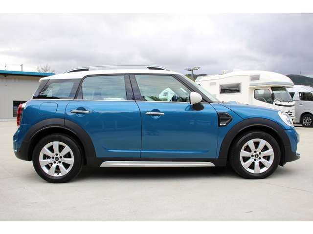 北は北海道、南は沖縄まで全国納車可能です。まずはお気軽にお問合せ下さい。0797-61-1332又はkobe1@fujicars.jp