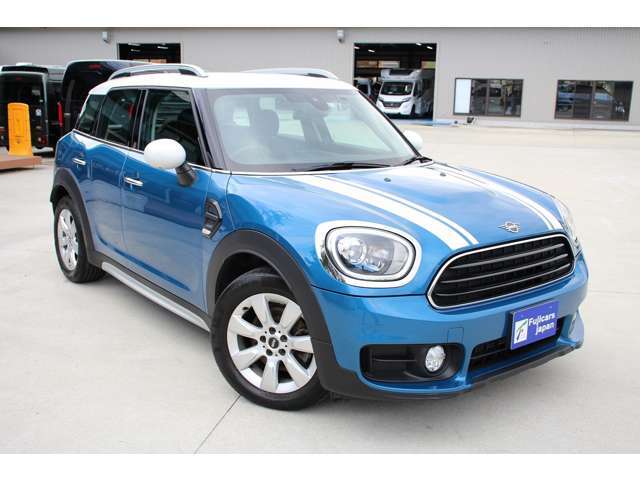 フジカーズジャパン神戸西宮は広々とした展示場で常時250台以上の在庫を展示しております。ゆったりとした商談ルームやキッズルームも御座いますのでお気軽にご来店下さいませ♪