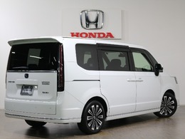 斜め後ろの画像です。