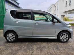 納車前には消耗品の交換一式致します（オイル、オイルエレメント、フロントワイパー、バッテリー、各種補充）その他10000キロ持たない消耗品は全て交換してお渡し致します。全て支払総額に含まれております。