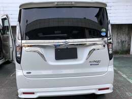 店内は明るく広くキッズスペースも充実しておりますので落ち着いて商談可能です。