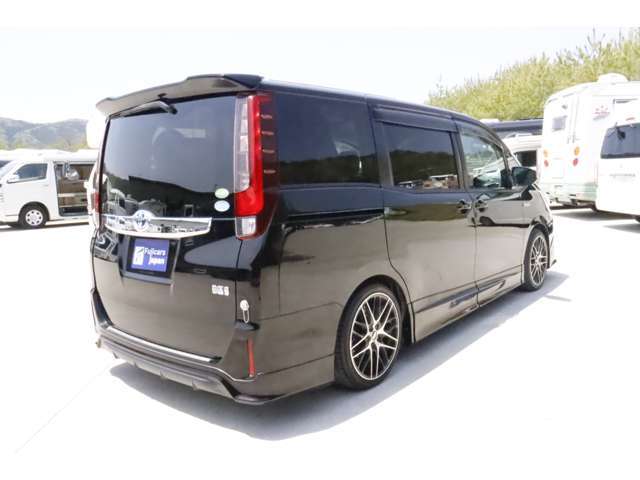 当店では、「商談中」などでお車を押さえておくことはできかねます。中古車は早い物勝ちです！！