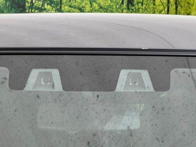 【スズキ　セーフティサポート】走行中に前方の車両等を認識し、衝突しそうな時は警報とブレーキで衝突回避と被害軽減をアシスト。より安全にドライブをお楽しみいただけます。