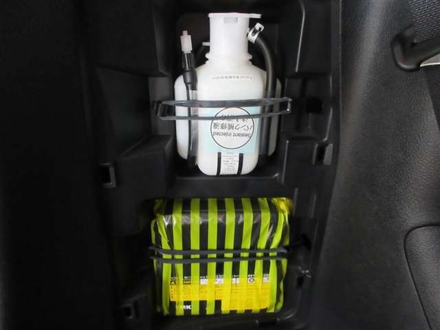 パンク修理キット付きです。もしもの時でも安心ですね♪備えあれば憂いなしですよ！