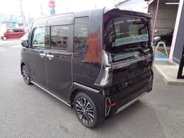 当店でご購入のお客様はオイル交換が無料です。どうぞご利用ください＊ただし、車検を他社にてお受けされた方は無効となります。オイル交換は当店入庫に限ります。