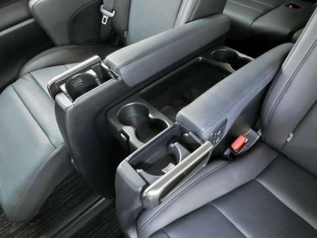 たくさんの下取車が入るからいつも新鮮な品揃え♪