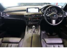 セレクトPKG　黒革　サンルーフ　MC後ナビ　フルセグTV　360カメラ　ヘッドアップディスプレイ　LEDヘッドライト　ソフトクローズドア　自動リアゲート　Mスポエアロ＆20インチAW　2年保証