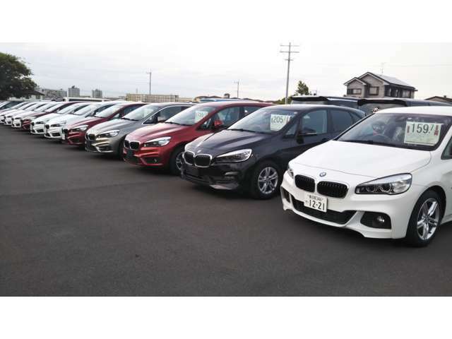 BMW2シリーズなら当店にお任せ！常時多数在庫あり、ご来店いただければ複数の同型車を比較検討できます！