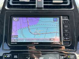 【ナビゲーション】バックカメラ・フルセグTV・DVD・Bluetooth機能付き♪