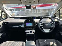 【インパネ】メモリーナビ・ETC・オートエアコン・横滑り抑制装置・バックカメラ装備♪