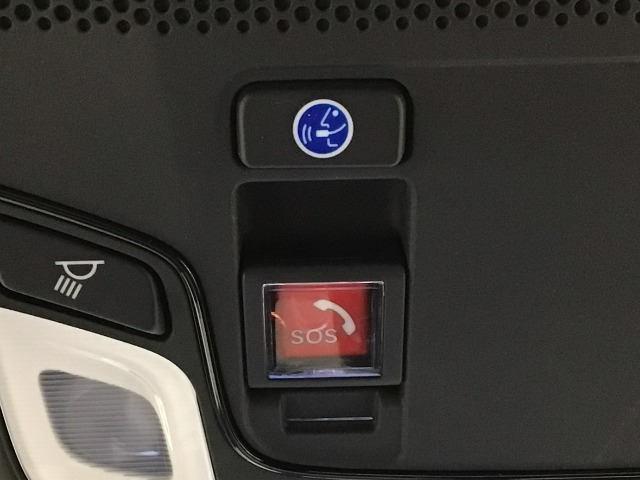 Honda　CONNECTが安心快適なカーライフを実現します。万一の時も緊急通報ボタンやトラブルサポートボタンで24時間365日お客様をサポート。大事なお車の盗難やいたずらなどにも対処します。