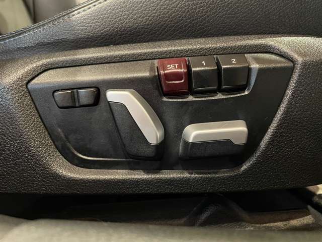 メンテナンスパックはご購入時だけのお得な点検・整備パック(有償)。点検コースと車検コースがございます。詳しくは店舗コーディネーターまでお問い合わせ下さい。