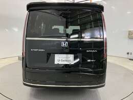 全車中古車保証付きでの販売を行っておりますので、しっかりお車見させていただきます。お車の納車まで2.3週間お時間いただいております。