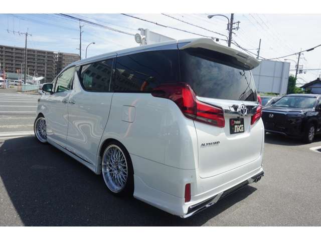 豊富なラインナップがございますので、お車が決まっていないお客様にも様々な視点からお車をご紹介致します！☆お問合わせは077-587-8817まで♪
