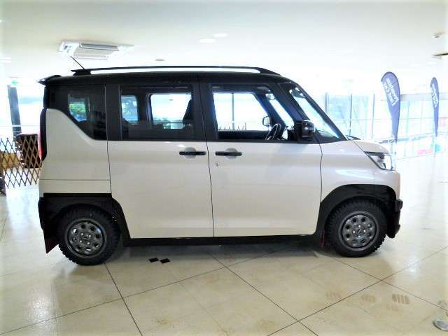 当店では全国へ輸送・納車をいたしております★輸送費用はお客様のお住まいや車種によって異なりますのでお気軽にお問い合わせください。