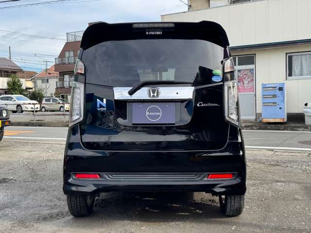 廃車でお困りなら当社にご相談ください。不動車、なんでもご相談ください。廃車手数料一切頂きません！まずはお電話でご相談ください！