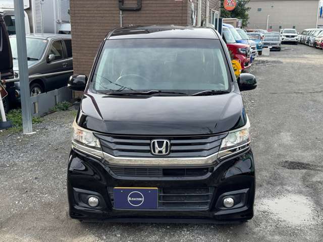 当社の商品は全車車検込みのお支払い総額となっております。現在車検の無いお車は新規車検を取得するまでの費用が含まれた費用ですのでご安心ください！