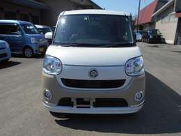 敷地内には運輸局認証の自社工場がございます！整備から故障修理、オーディオやナビなどの電装品取り付けまで幅広くお取り扱いできますのでお気軽にご相談ください！